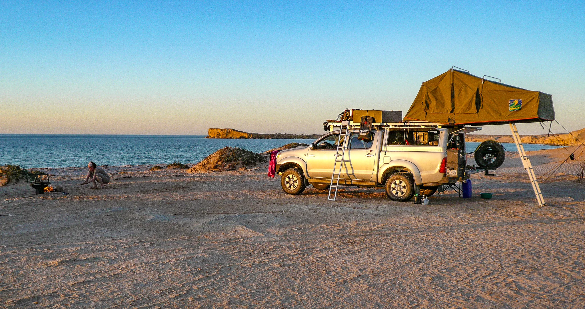 AN IDEAL BIVOUAC. THOUGH IT’S NOT ALWAYS THIS WAY. (Mauritania)