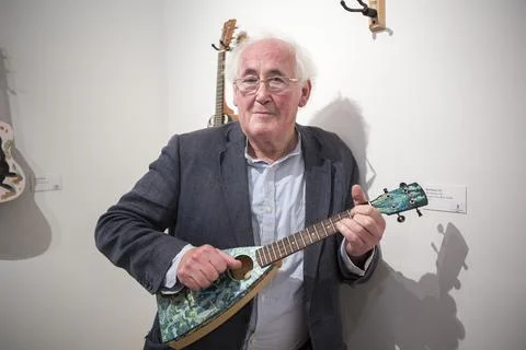 Mick Rooney RA plays his Uke