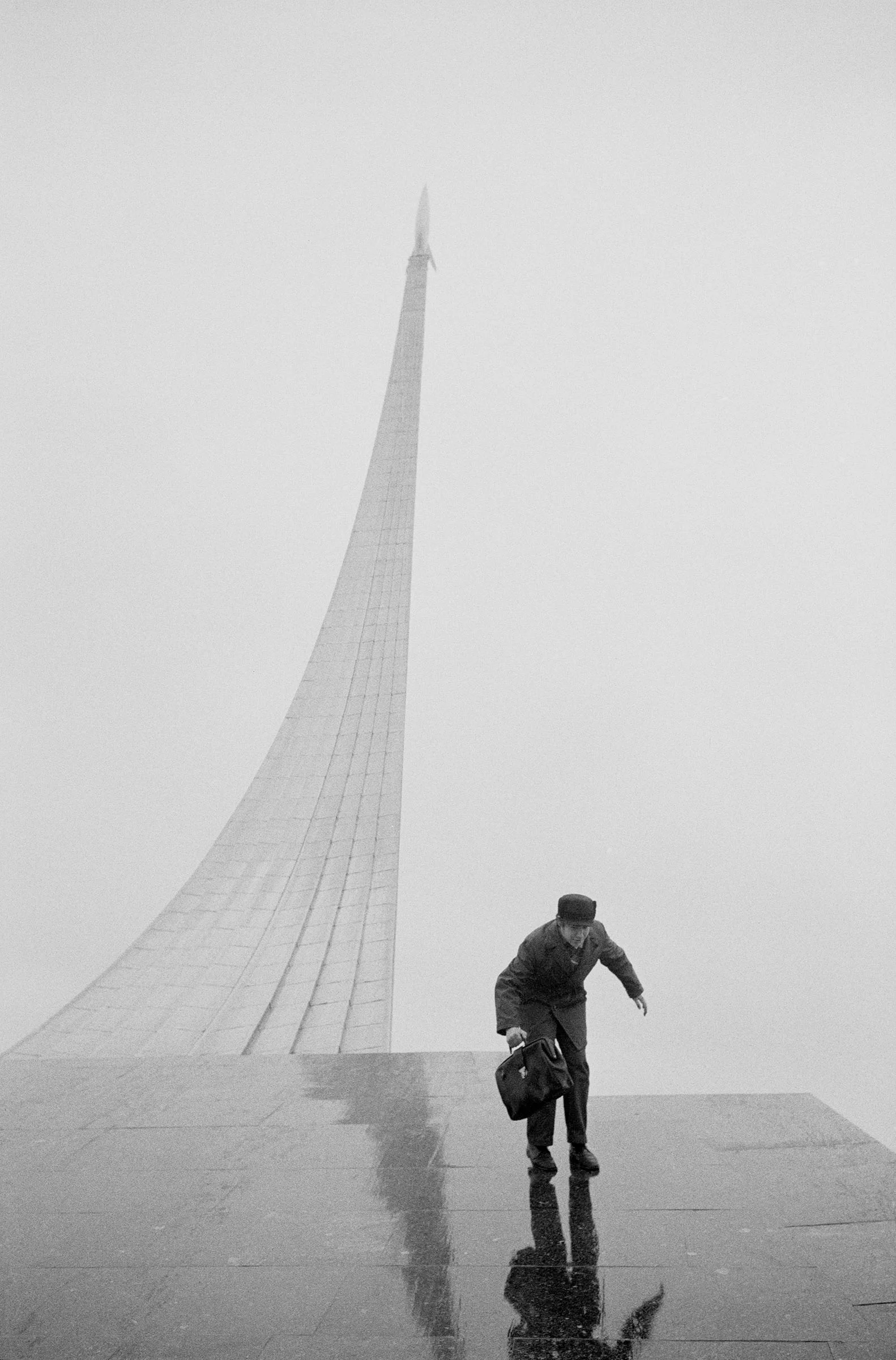 Brian+Griffin+-+Moscow+1974.jpg