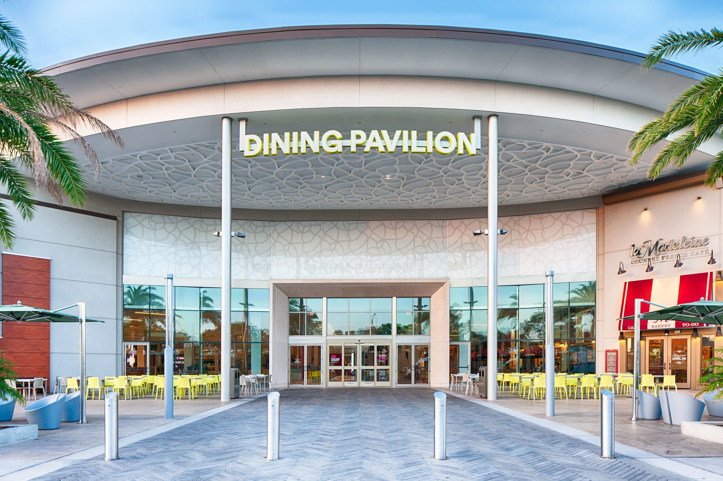 Florida Mall - Saks Conversion &amp; Dining Pavilion Renovation 