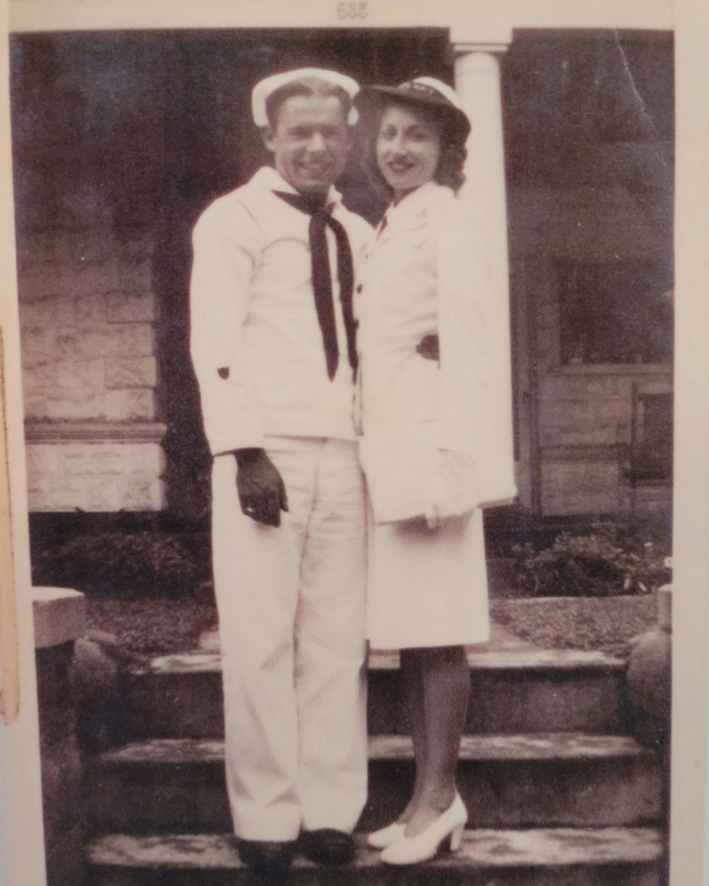 🇺🇸🇺🇸With deep gratitude to all who served&mdash;and to their families who served alongside them. 🇺🇸🇺🇸

Bill Chase, born in Natick and NHS &rsquo;39, served in the U.S. Coast Guard (1942) and the U.S. Navy (1943) aboard the USS Savage (DE-386)