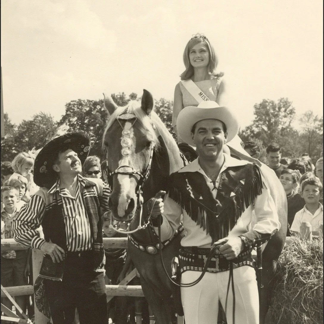 🤠 70 Years of Boomtown
Seventy years ago, on April 28, 1956, Rex Trailer&rsquo;s Boomtown premiered on WBZ-TV&mdash;and Saturday mornings were never the same.

This 1965 photo shows Rex with his horse Goldrush, his sidekick Sergeant Billy, and Miss 