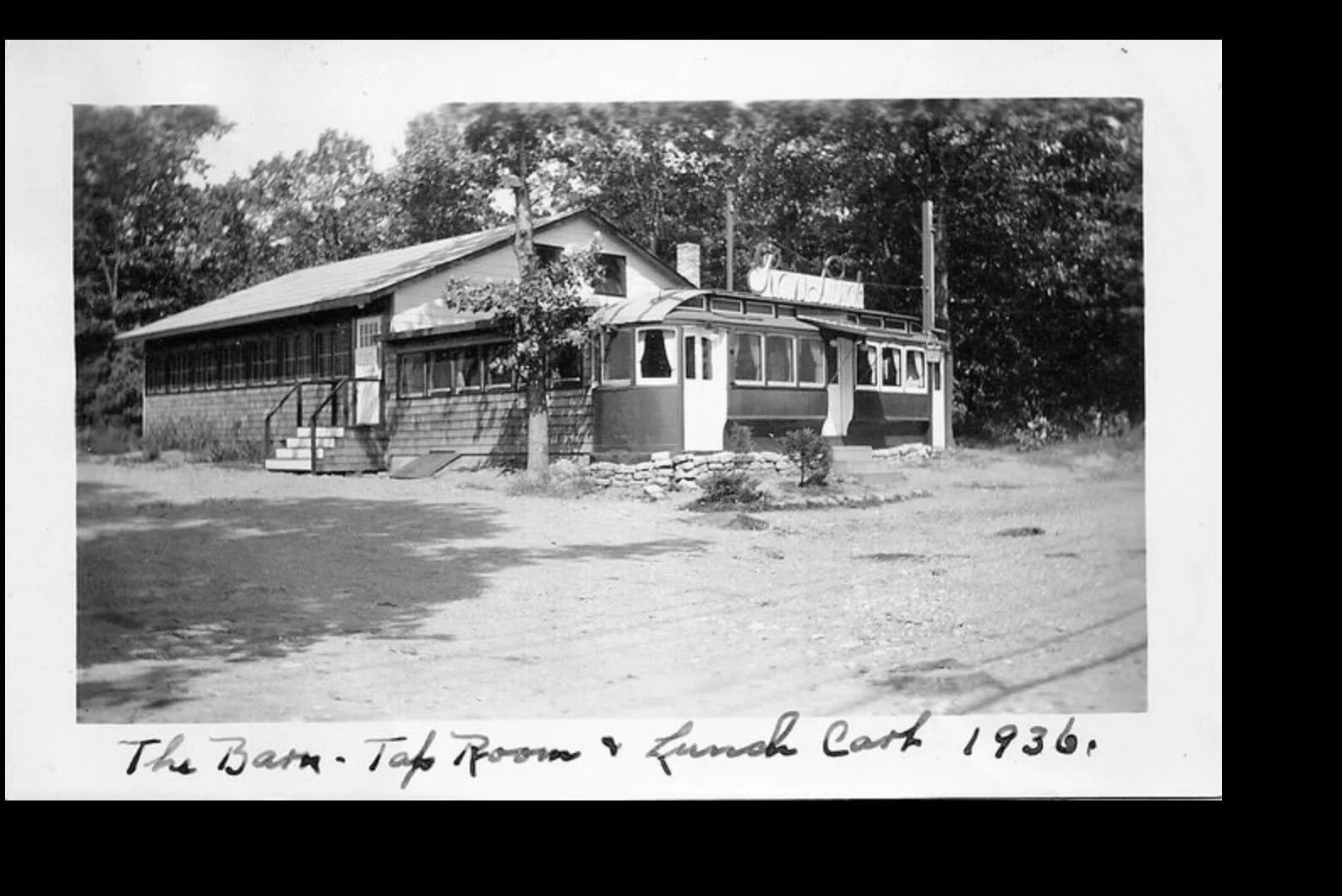 Did you know that one of Natick&rsquo;s early diners was actually a trolley car? ☕🥞🍳🥓

In 1928, Ray and Cora McGowan opened a diner on North Main Street using a retired trolley from the Middlesex &amp; Boston Street Railway&mdash;Car No. 41. As bu