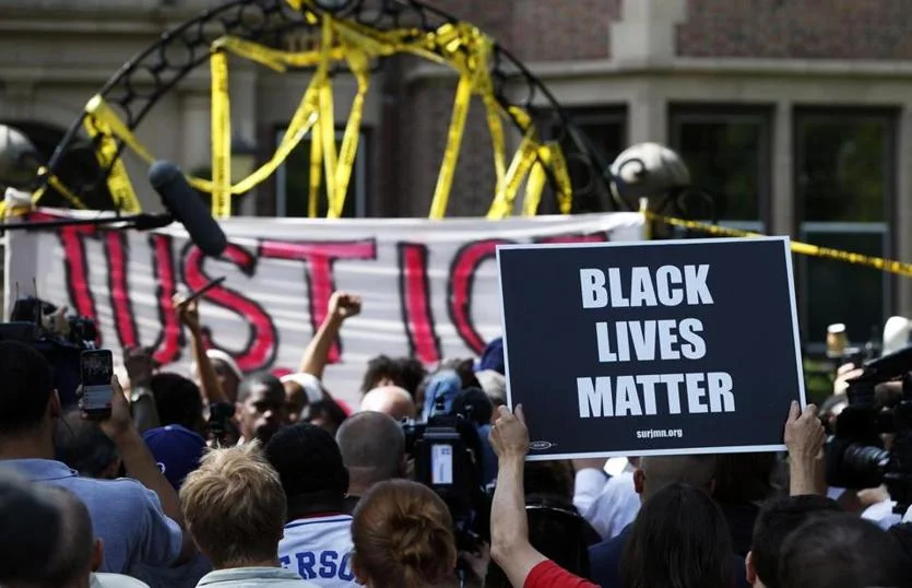 BLACK LIVES MATTER.jpg