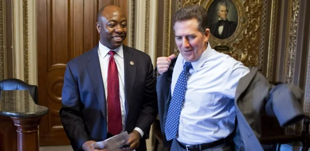timscottdemint.banner.reuters.jpg.jpg