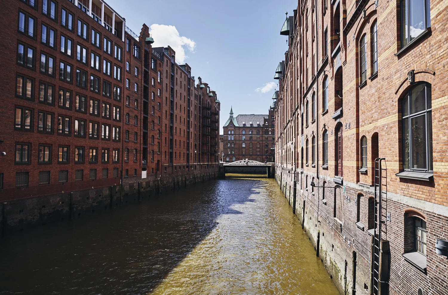 hmbrg_0102.jpg
