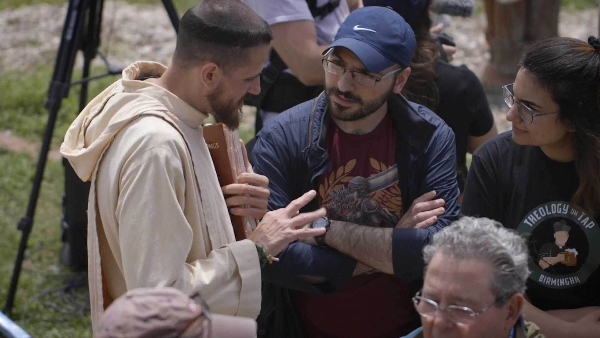 uriel 2022.00_00_22_12.Still001.jpg