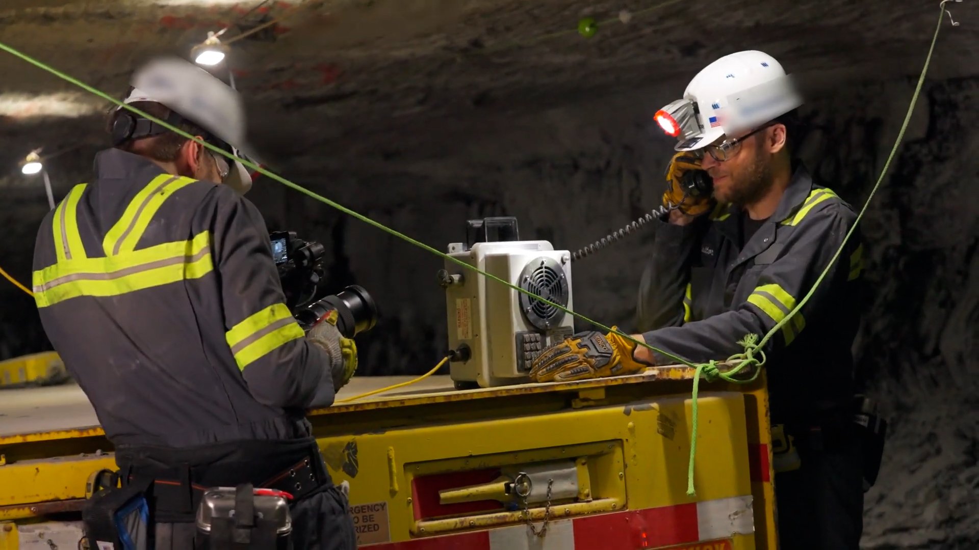 uriel 2022.00_10_58_19.Still002.jpg