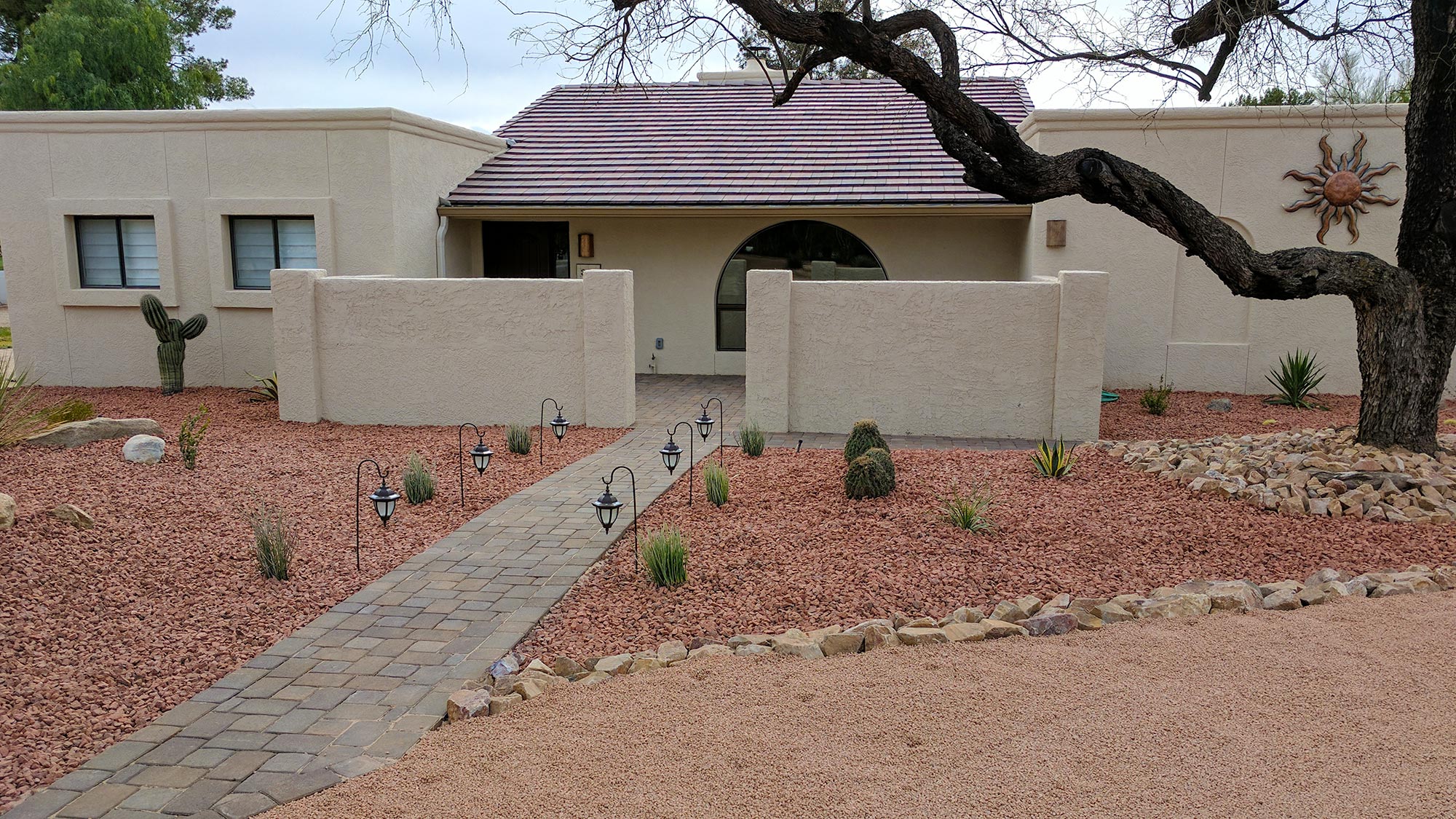 La Cholla Landscaping Serving Tucson, Landscape Design Tucson
