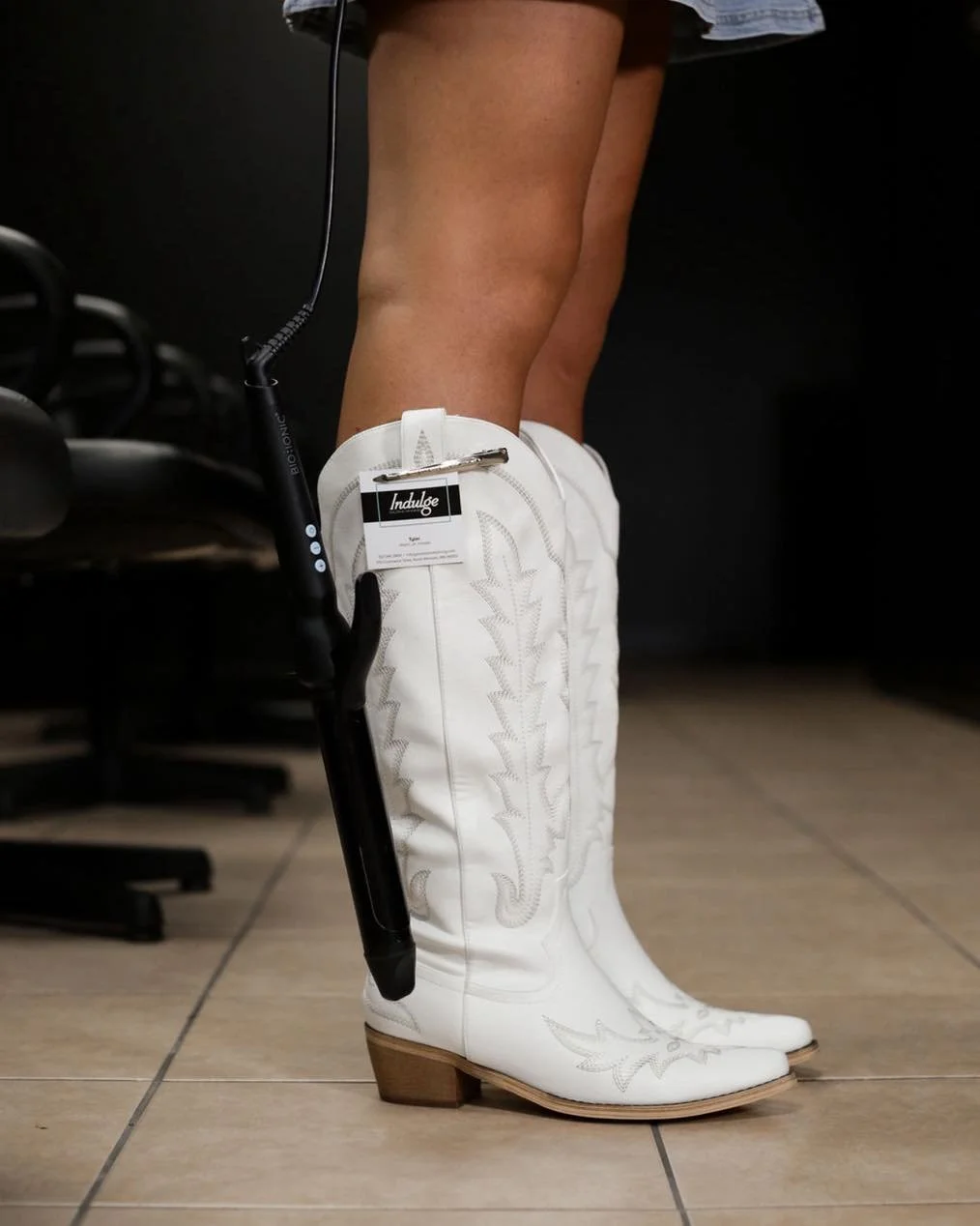 &lsquo;tis the season for a hair refresh
As the holidays are approaching appointments are filling up fast! book your spot now to make sure your hair is ready for every event + photo 🤍 link in bio to book
-
-To see who at Indulge is your forever styl