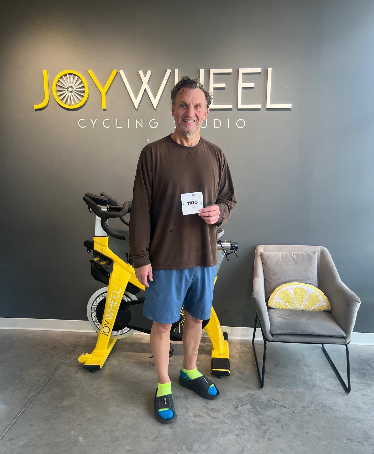 ✨ JOY DROP to start the week!
Like a mic drop&hellip; but joyful 🎤💛
Celebrating the wins that made us smile this past week! 😄🎉

✨ Rich - 1,100 Rides
✨ Mary - 1,000 Rides
✨ Stan - 500 Rides
✨ Emily - 150 Rides
✨ Lisa - 100 Rides
✨ Renae - 50 Rides