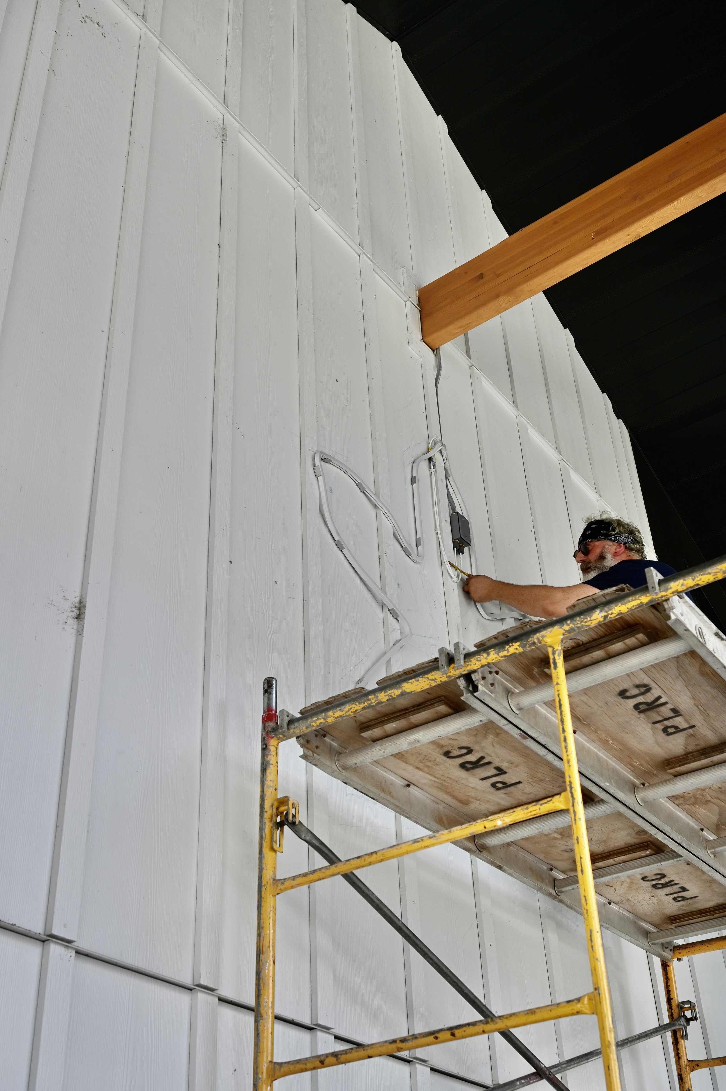 Installing the glass