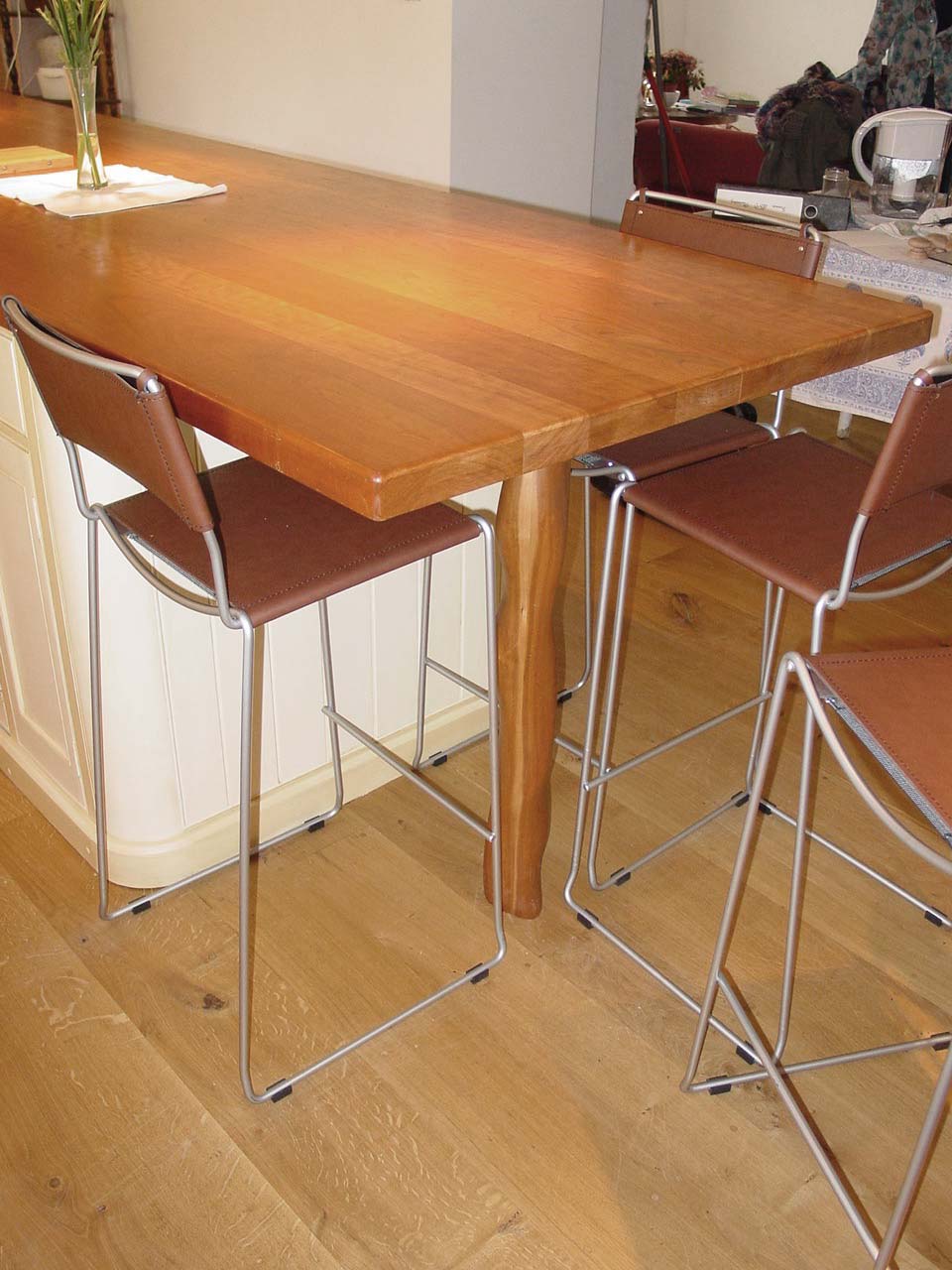 Cherry Worktop with Extended Dining Space
