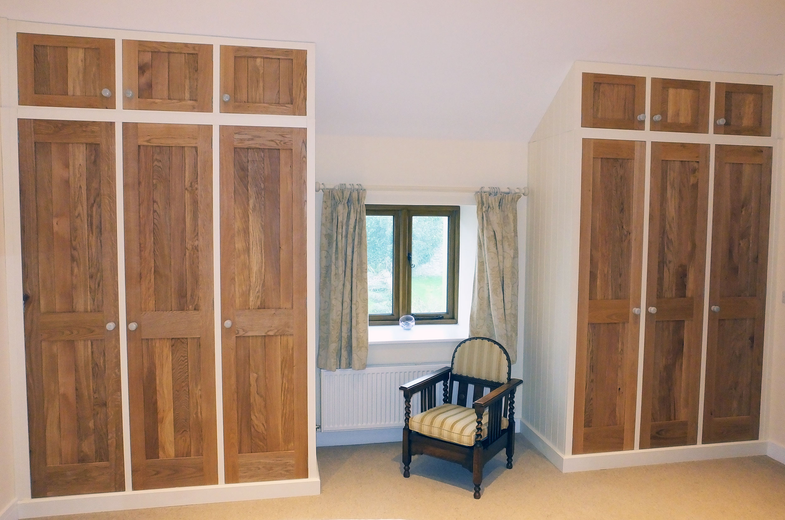 Oak & Painted Fitted Wardrobes