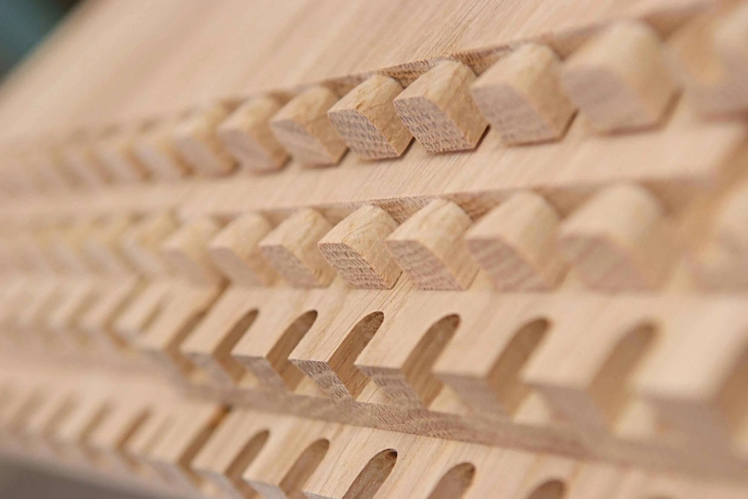 Rough machine cut dovetail joints before hand cleaning