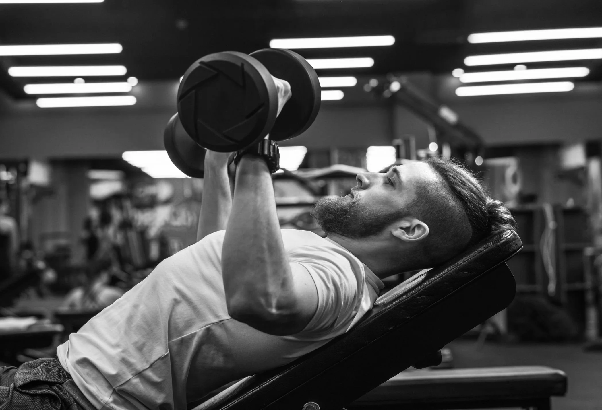 Exercise spotlight: dumbbell incline chest press