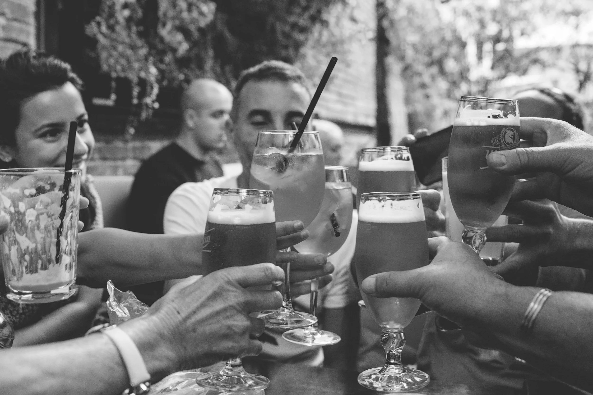Alcohol and Fitness: How to Enjoy a Summer Drink Without Derailing Your Goals