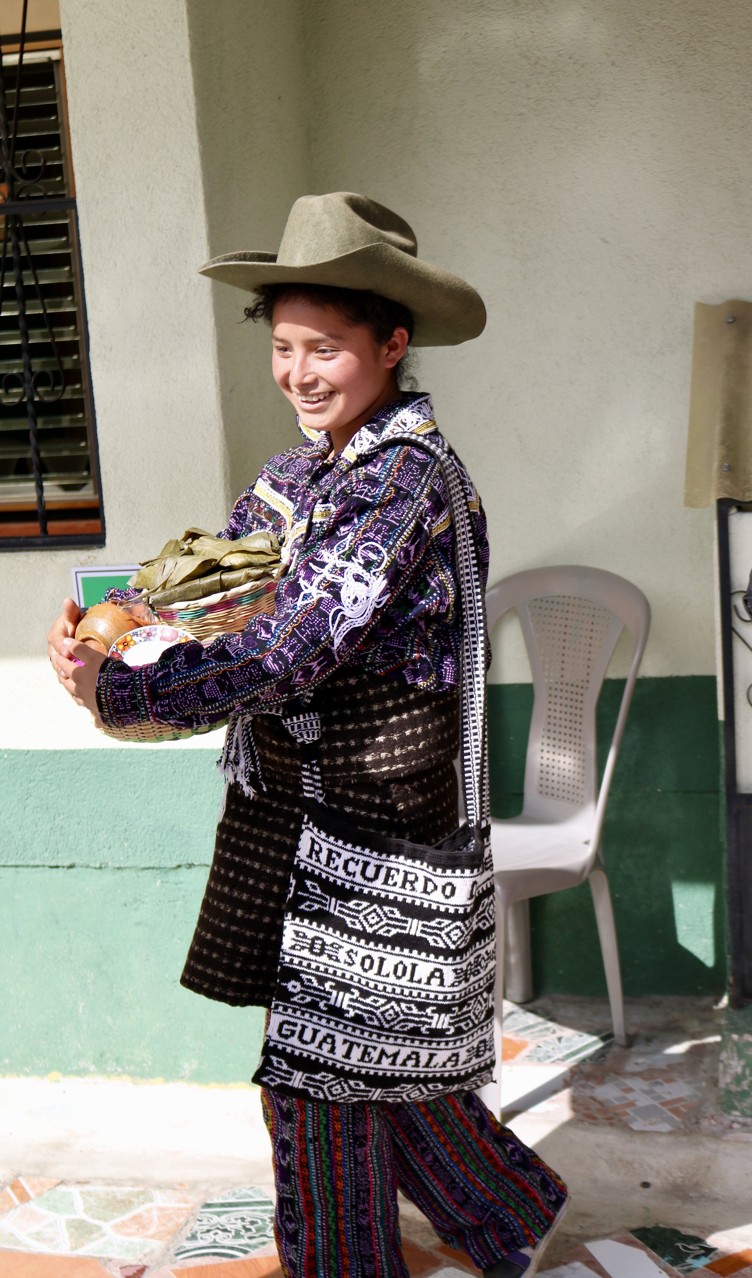 Olga Aracely in Kaqchikel class; Photo by Yihemba Yikona