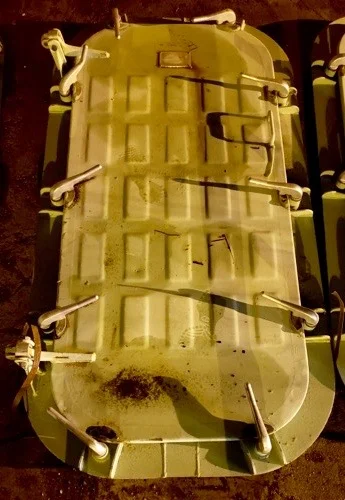 30” x 66” - 10 Dogs - Manual