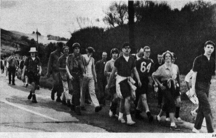 Larkspur, CA high school students trying the 50-mile hike in 1963 - Source: NY Times