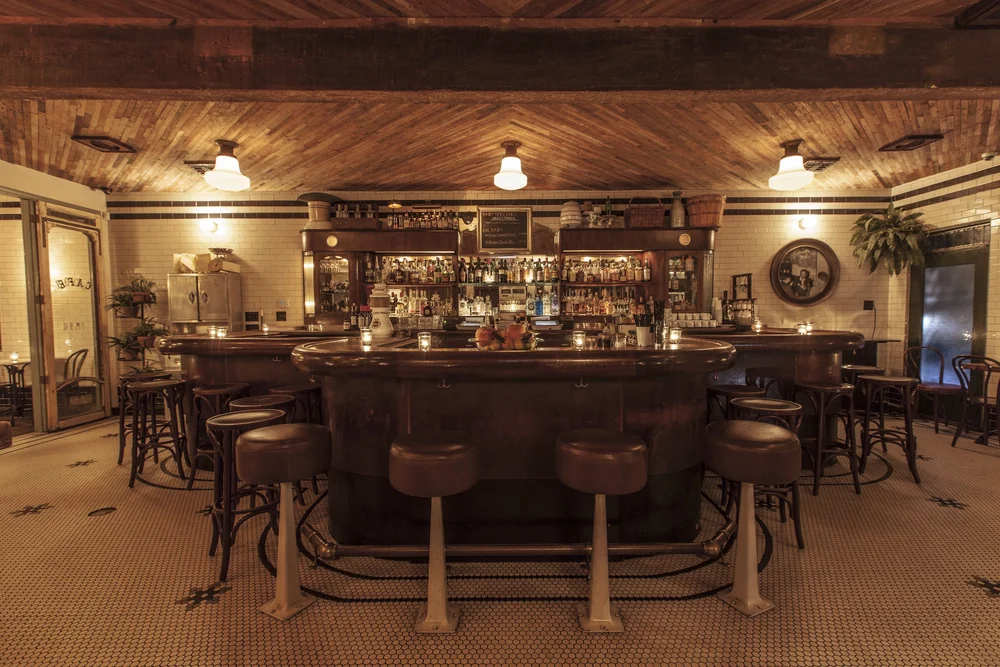 Bar photo 2