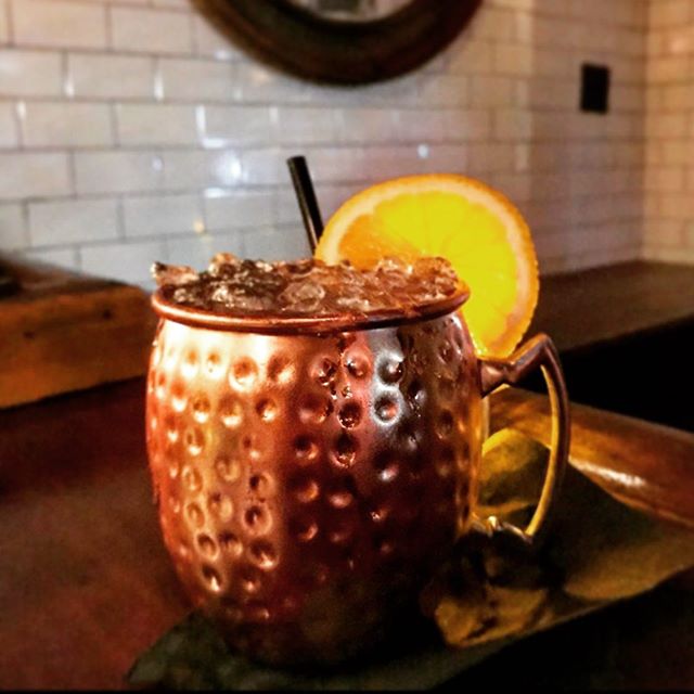 Happy Thanksgiving from Oldfield&rsquo;s!! Kentucky Cranberry Mule on special today for happy hour 😋 and YES we are open tomorrow from 9pm to close! 🥂 
#repost @nardinimartini