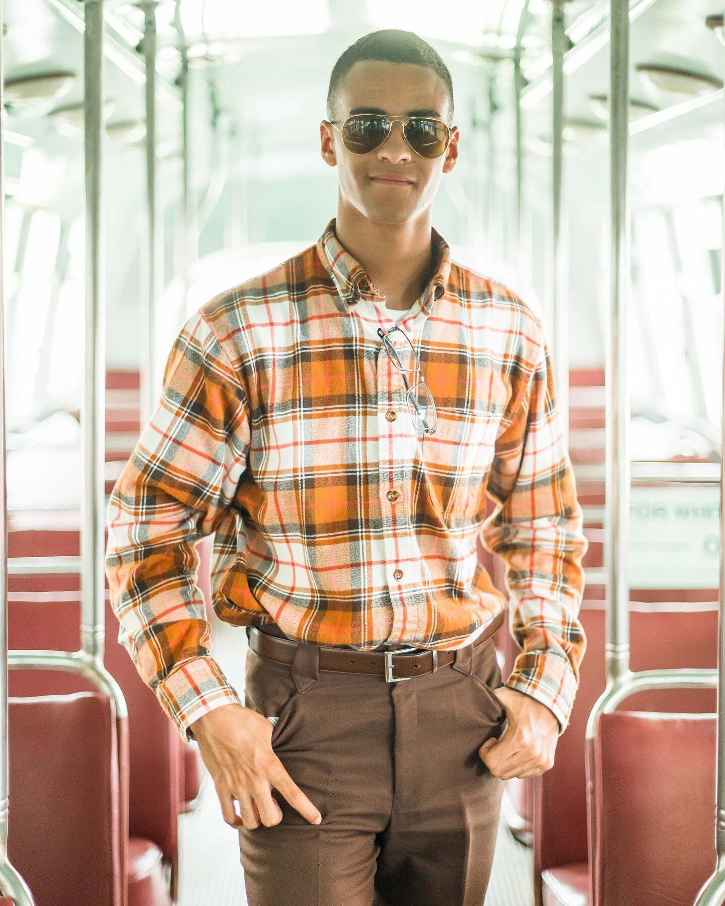 Sam 

Sam and his twin Nate where such a blast to photograph! I can&rsquo;t believe they are seniors! Can&rsquo;t wait to share more from session!

#seniorpictures #atlanta #atlantaseniorphotographer #daltonphotographer #northgaseniorphotographer