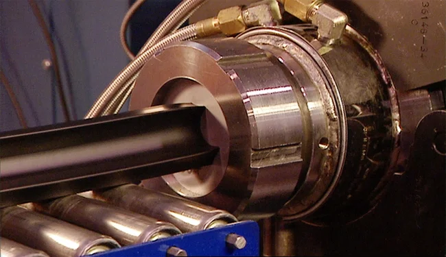 rubber_extrusion_process_1.jpg