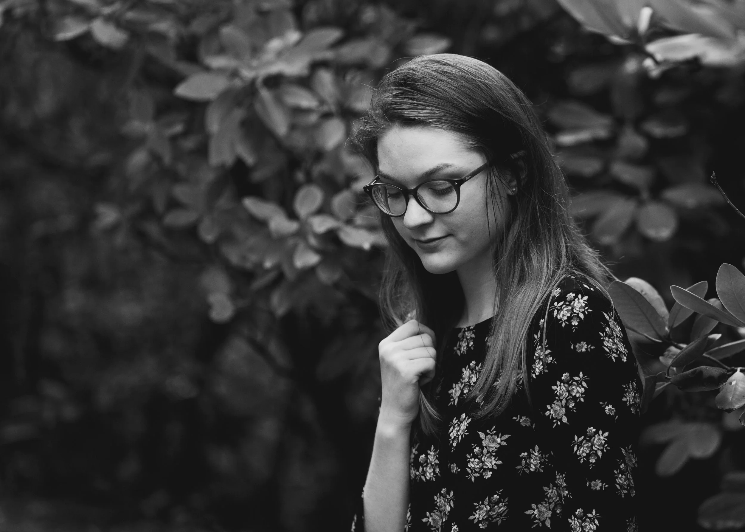 B&W Senior Pictures | Kelly Rhoades Photography