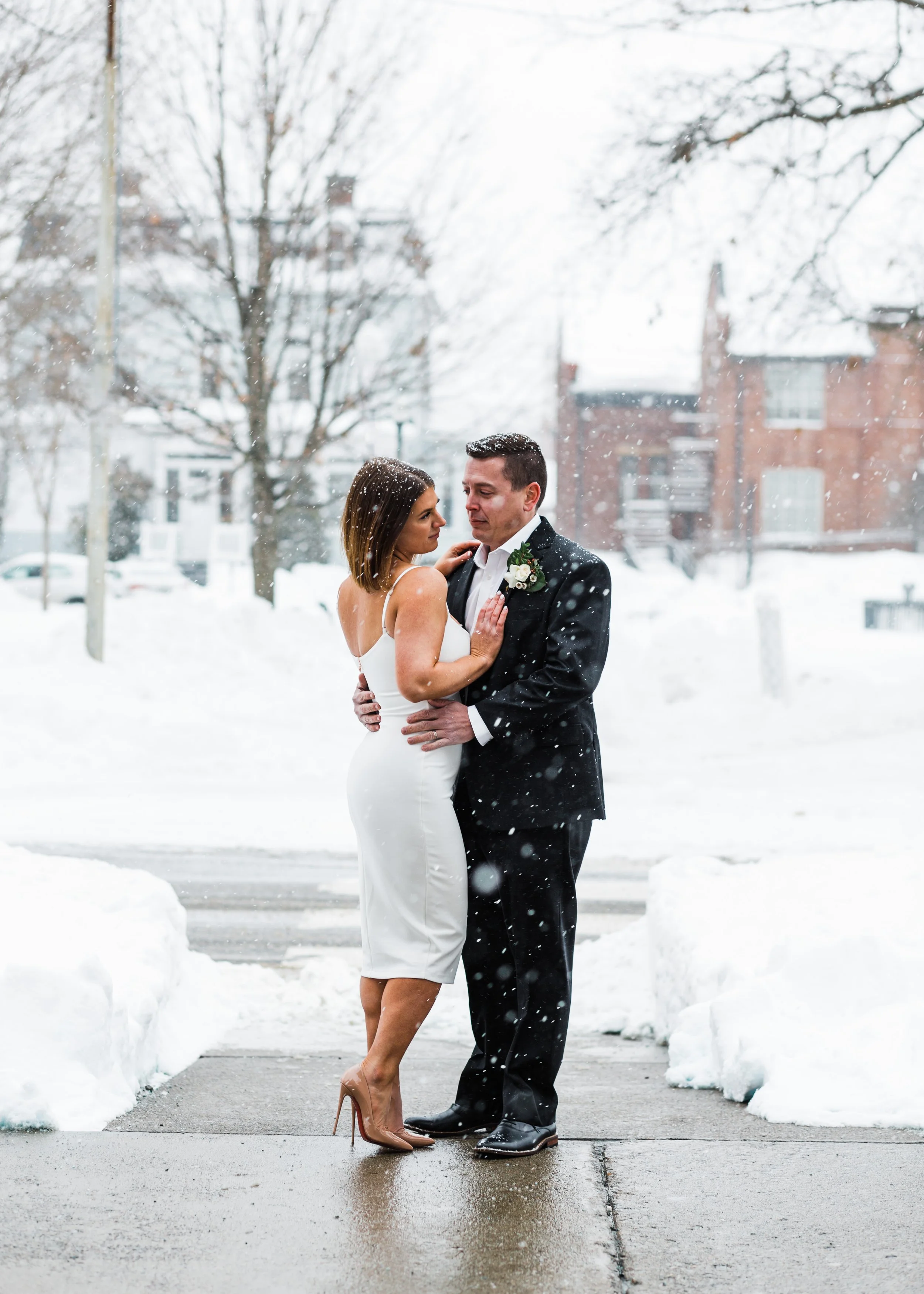 Romantic Elopement | Kelly Rhoades Photography
