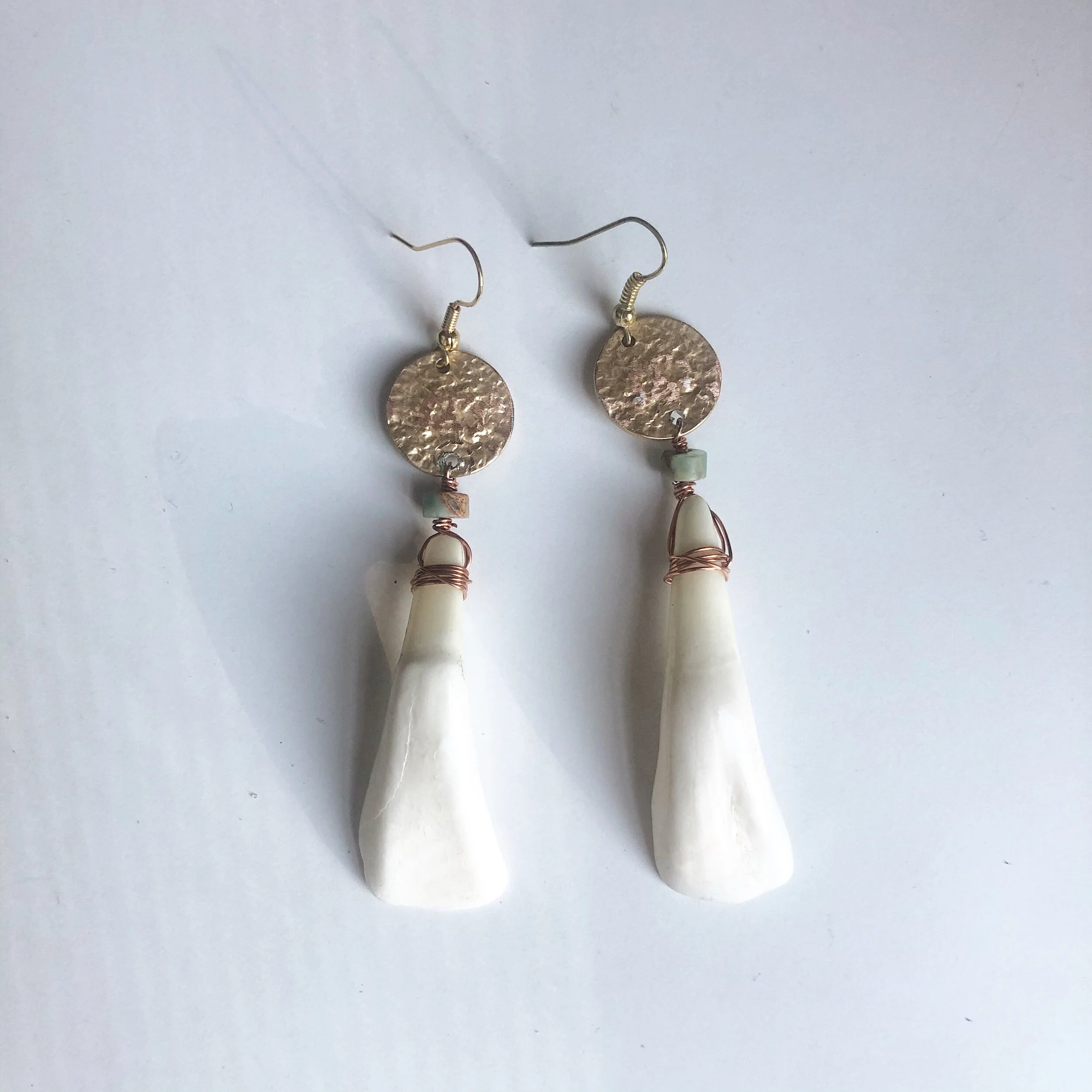 892AC216-3FDE-49E2-9229-480179263E6E