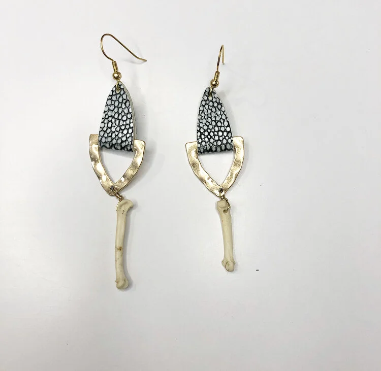 E3A073BE-A97B-4420-9946-970ED852FF01