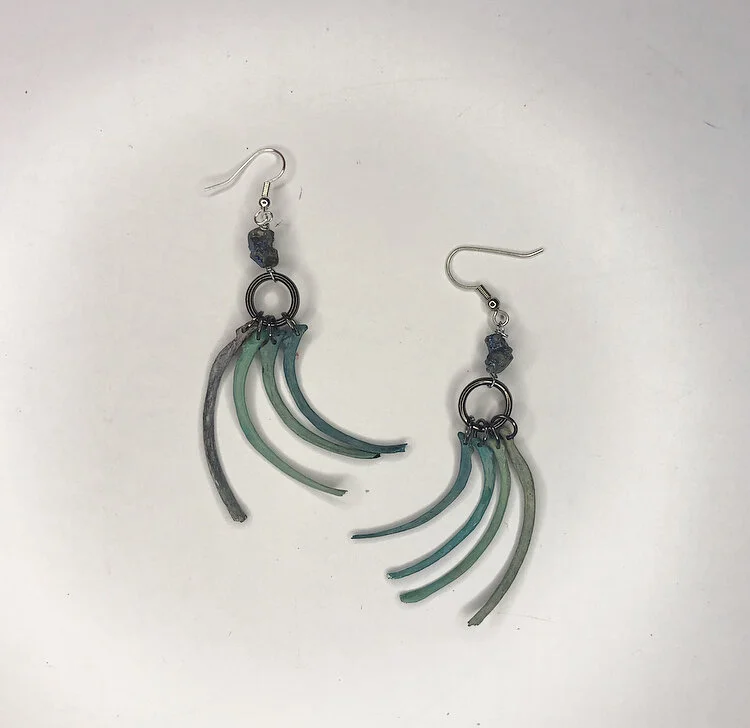 8CE3FF35-6DC7-4D8D-9250-612E77E4F27C