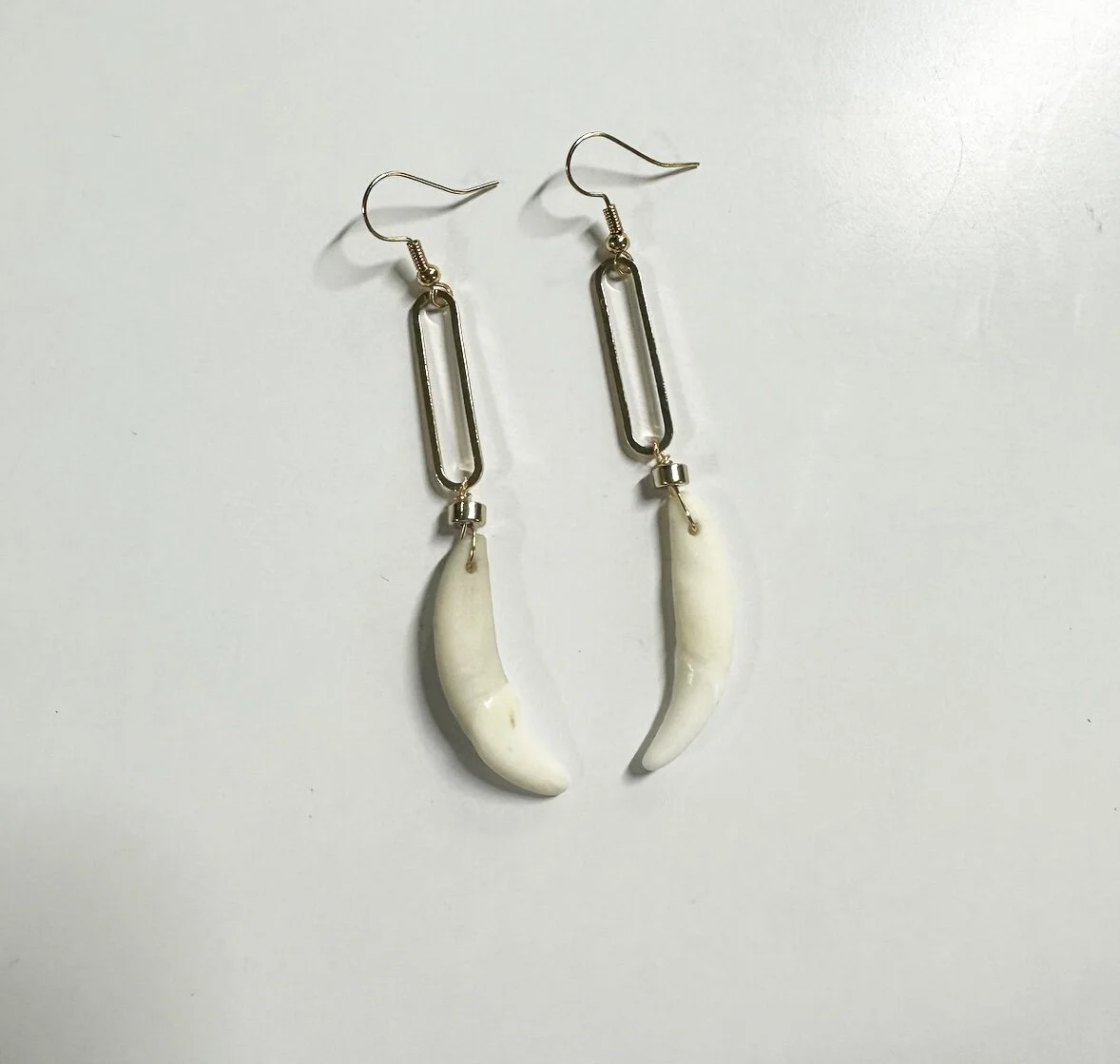 FAD5E9CF-D0EC-4A0C-90ED-5F9B8F0754B4