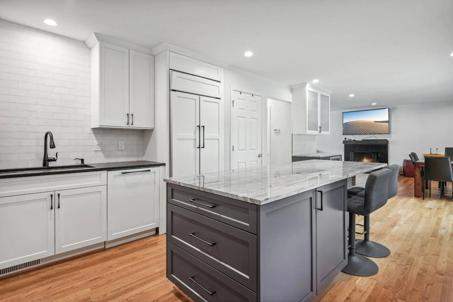 Potomacmodernkitch_8 [Kitchens]