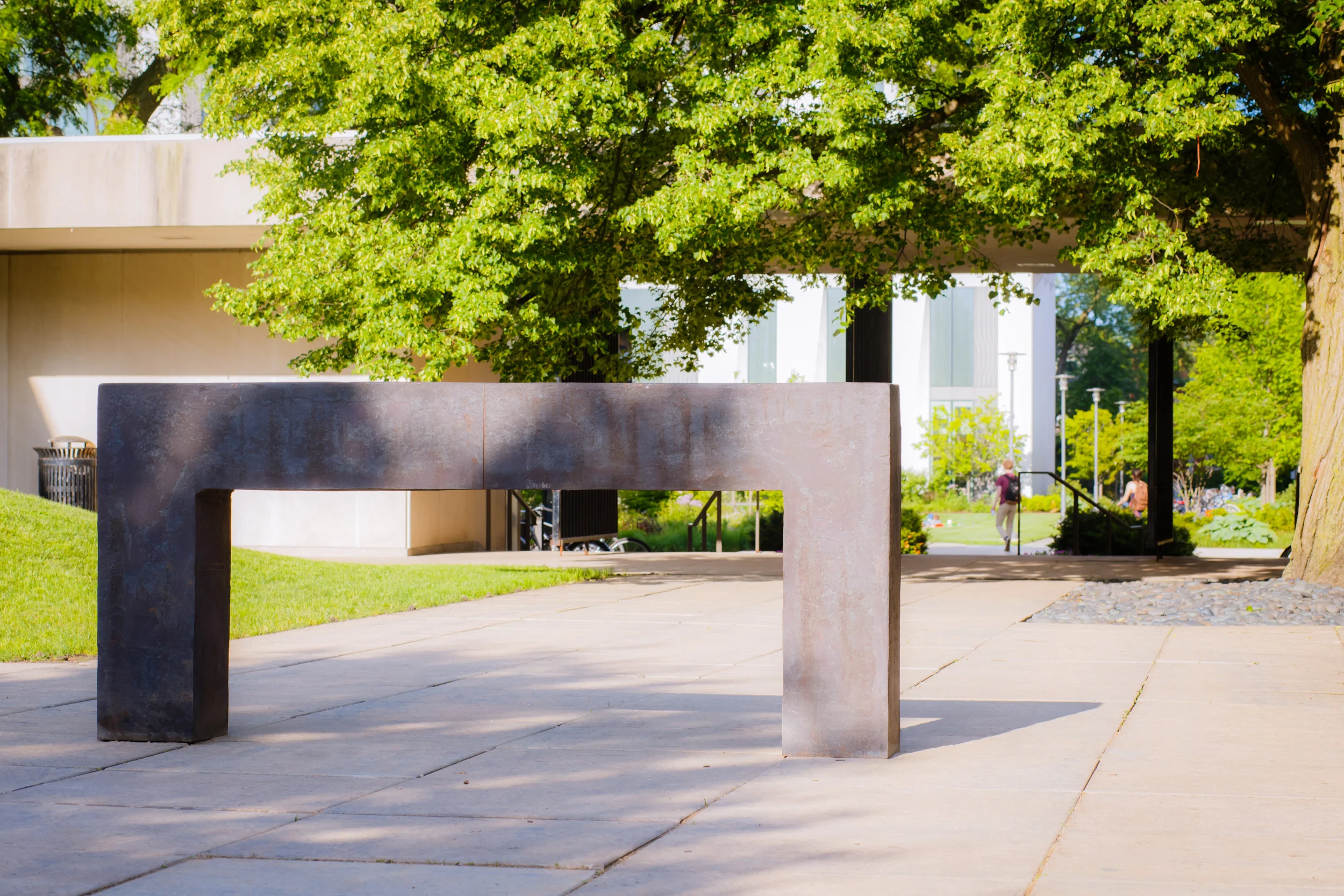 Seattle Right Angles Propped (Richard Serra, 1991). Photo by Sarah Larson.