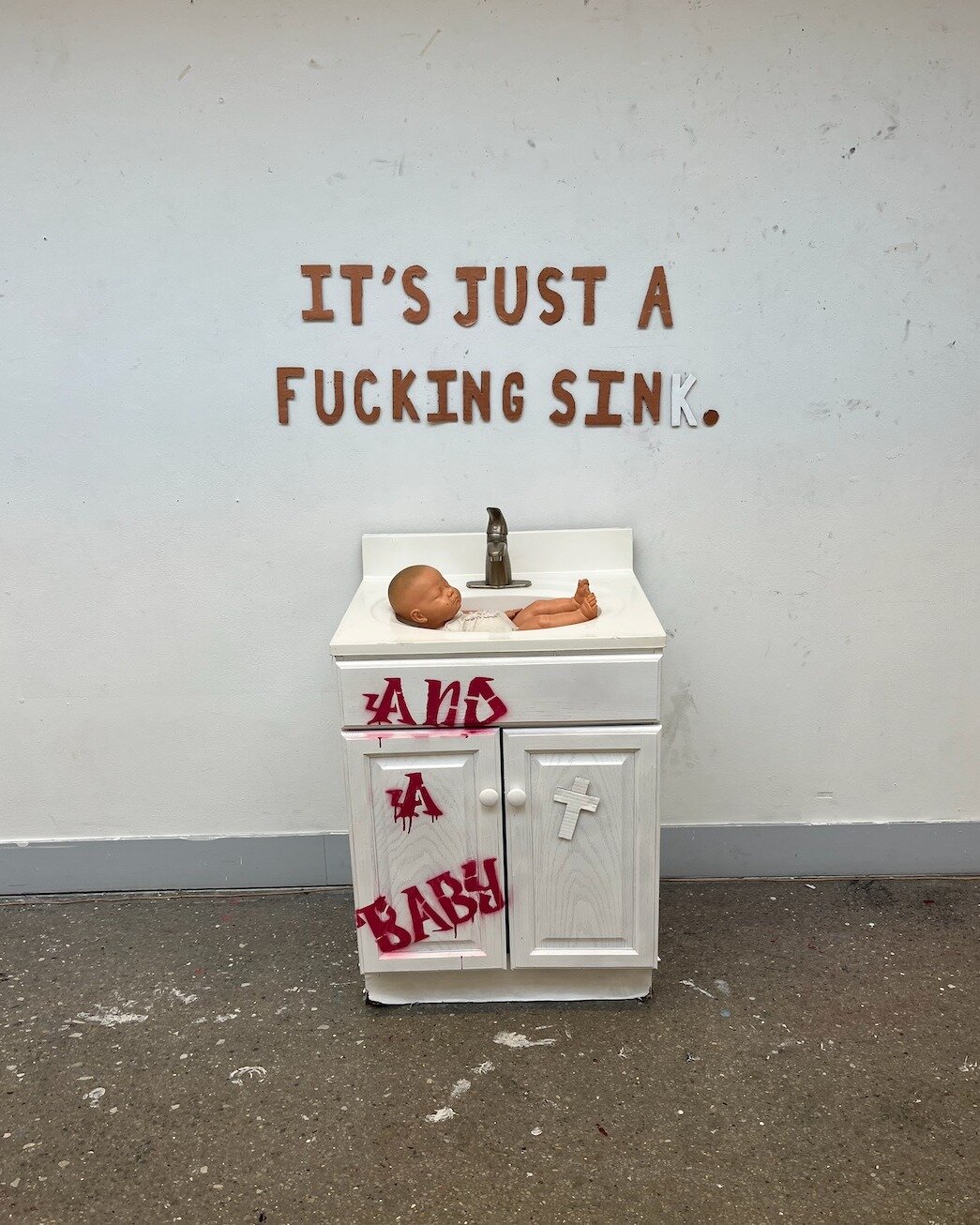 &ldquo;Ducks in a Pond&rdquo;, the 2023 BA Thesis Exhibition, opens FRIDAY, March 24th, 6-8pm
.
Link in Bio
.
1. Collin Amelsberg, &ldquo;The Virgin and The Child&rdquo;, 2023. Found Objects, Spray Paint, Cardboard, Acrylic Paint
2. Evelyn Andreoli, 
