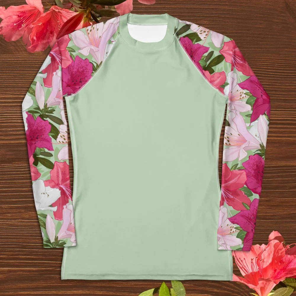 Rashguard Flat.jpg