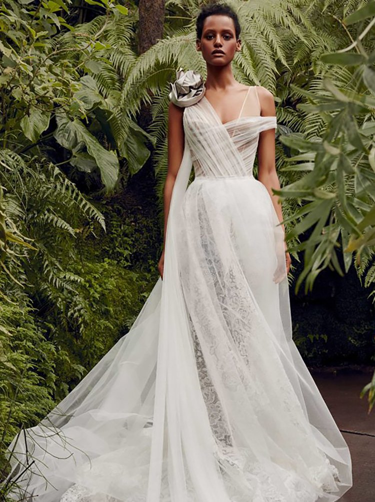 Vera Wang Wedding Dresses - Shop Vera Wang Bridal near Columbus, Chicago,  Cincinnati - La Jeune Mariee