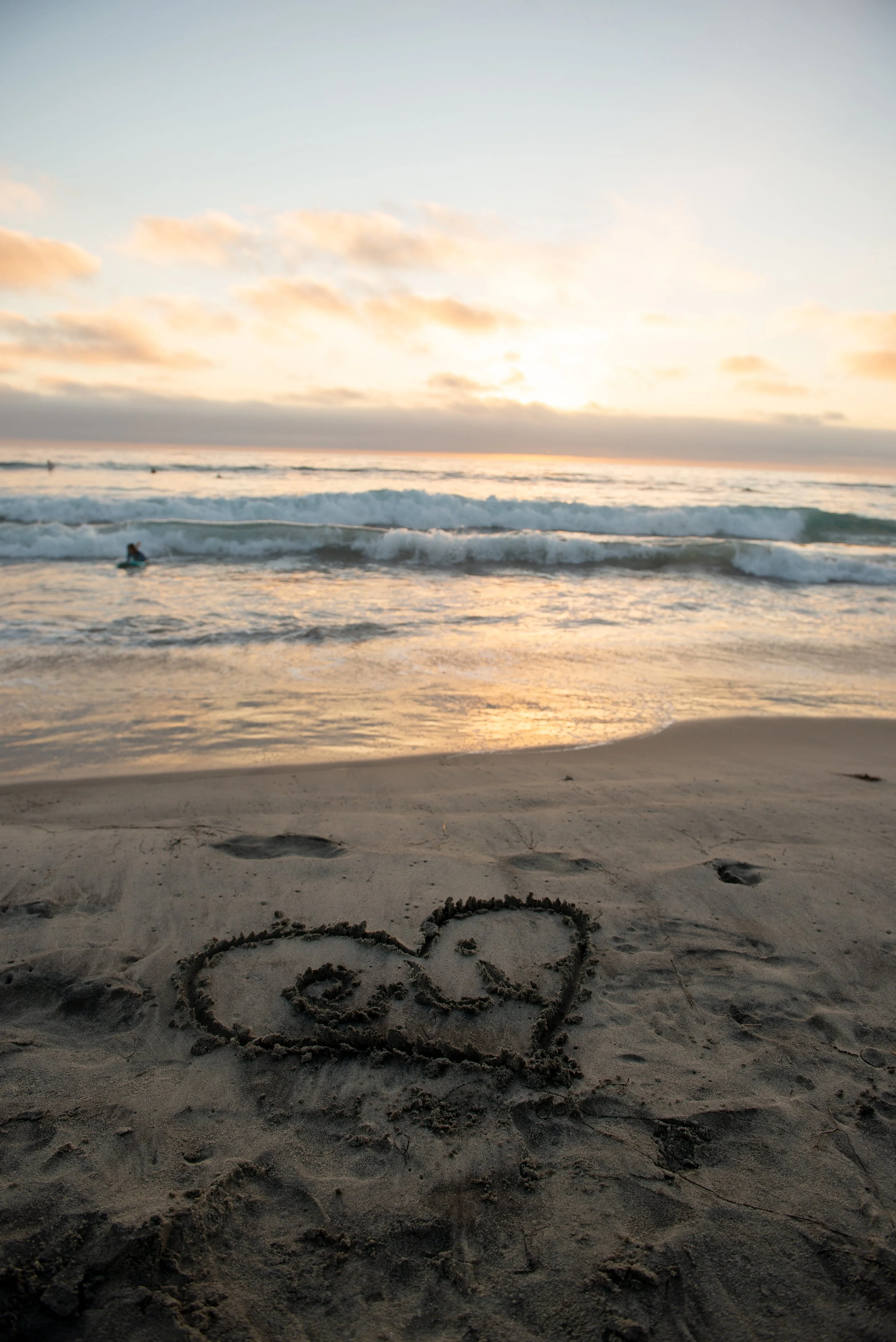 Becca and Daniel Del Mar Beach Maternity Session-226.jpg