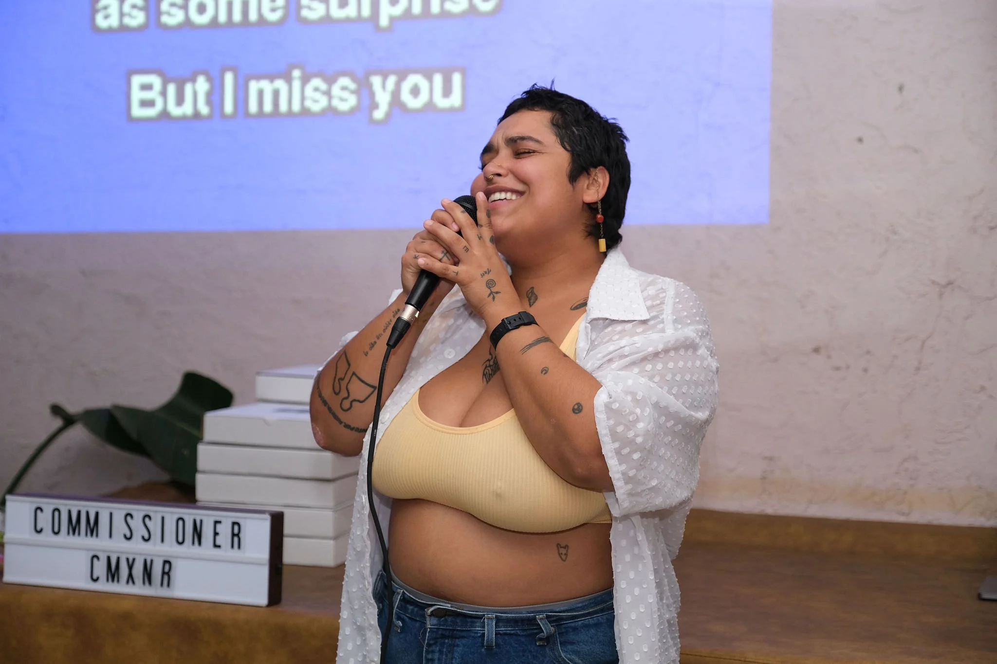 comes manje at paradis books &amp; bread 