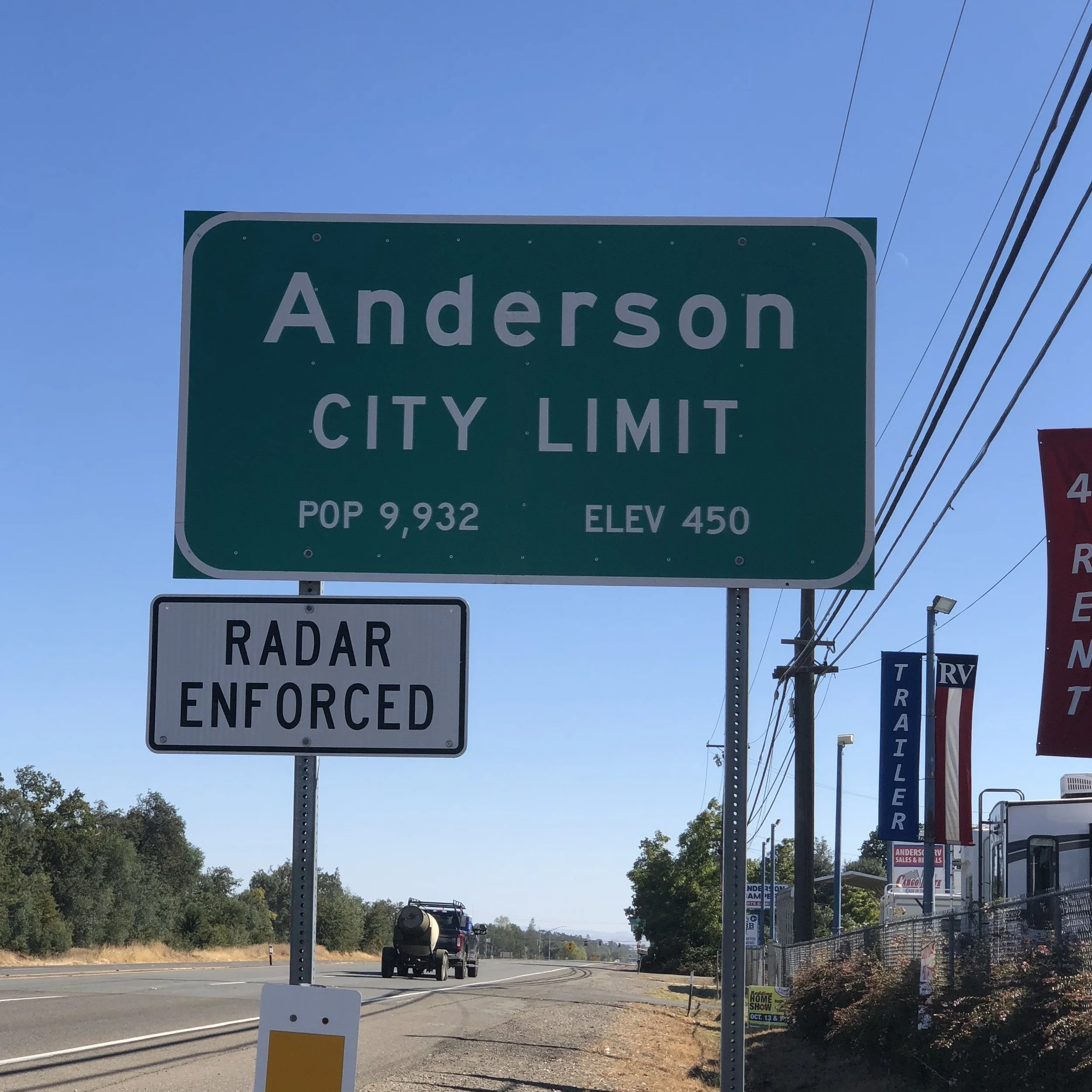 Redding to Anderson: “We should move in together.”