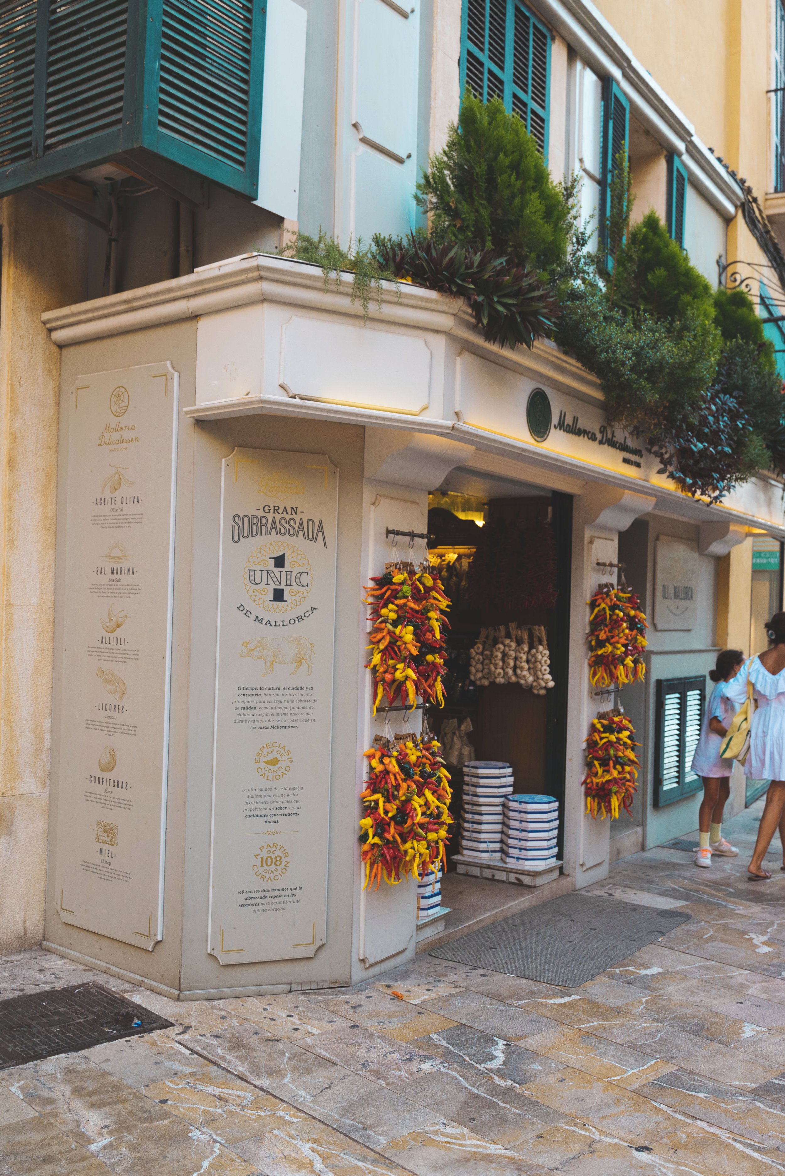 street in palma de mallorca