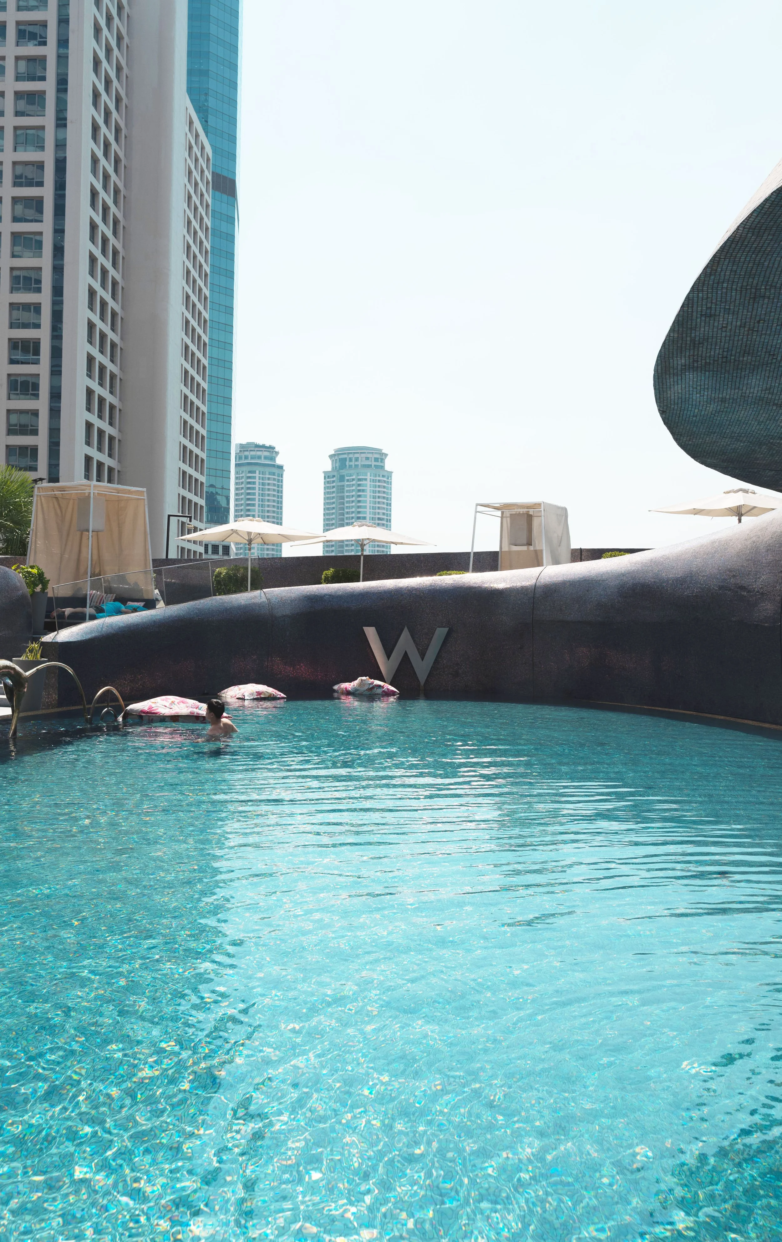 w hotel bangkok rooftop pool