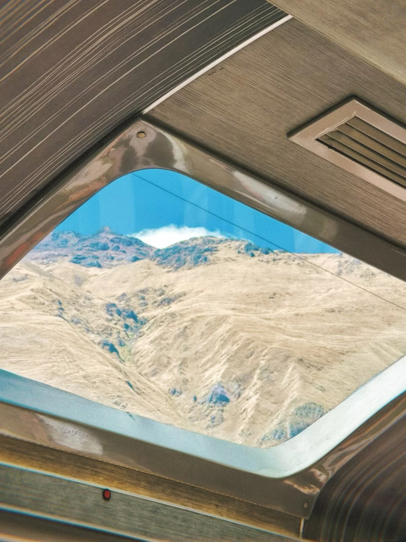 perurail train from cusco to aguas calientes