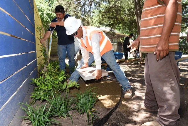 IMG7-Memorial Garden construction-3.JPG