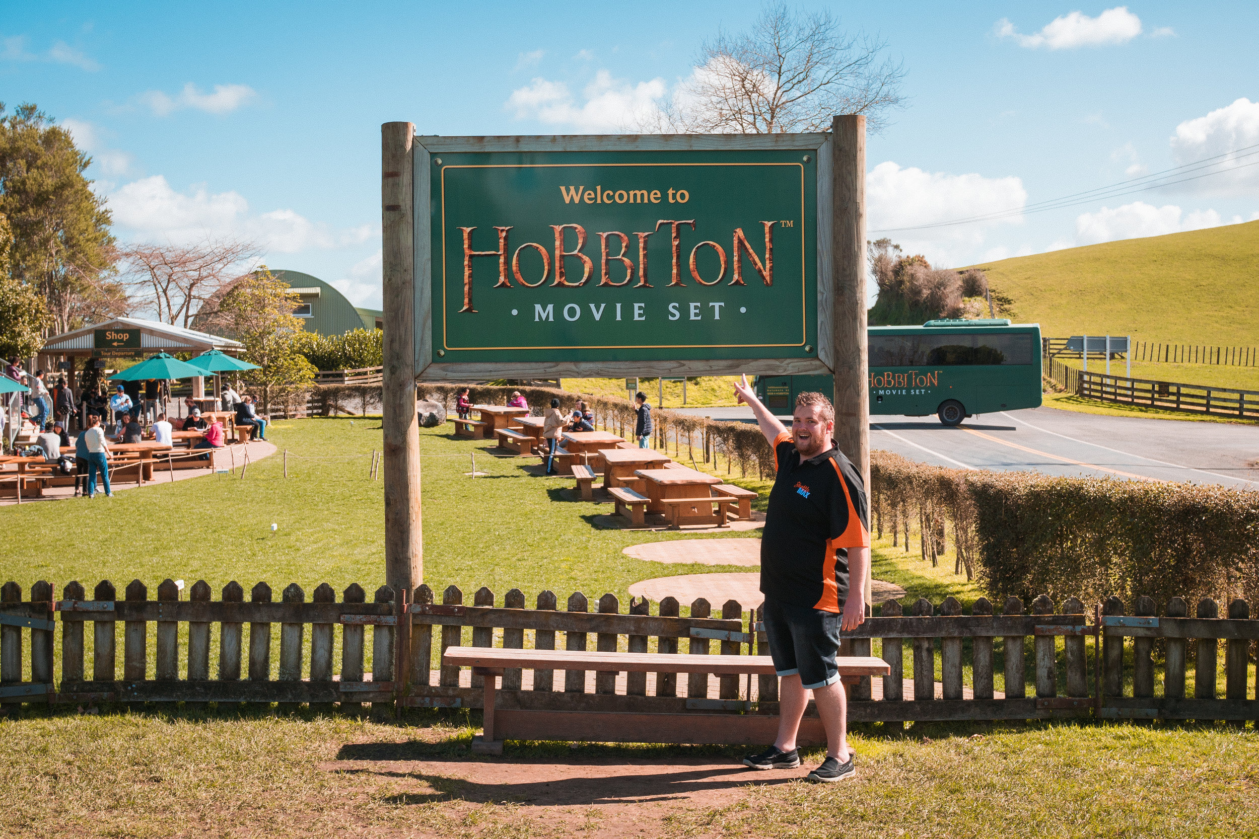 ShuttleMax-Hobbiton-Movie-Set.jpg