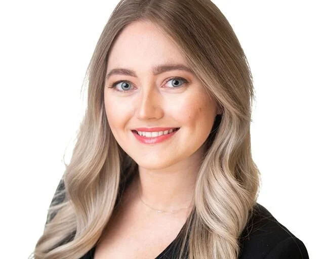 Brianna⁠
Sony a7iii @sonyalpha⁠
Lighting: ad600 @godox_photo_equipment⁠
Reflector: Eyelighter @westcottlighting⁠
@tethertools @captureonepro @lightroom —⁠
#headshots #headshot #headshotphotographer #headshotphotography #portrait #photoshopretouch #po