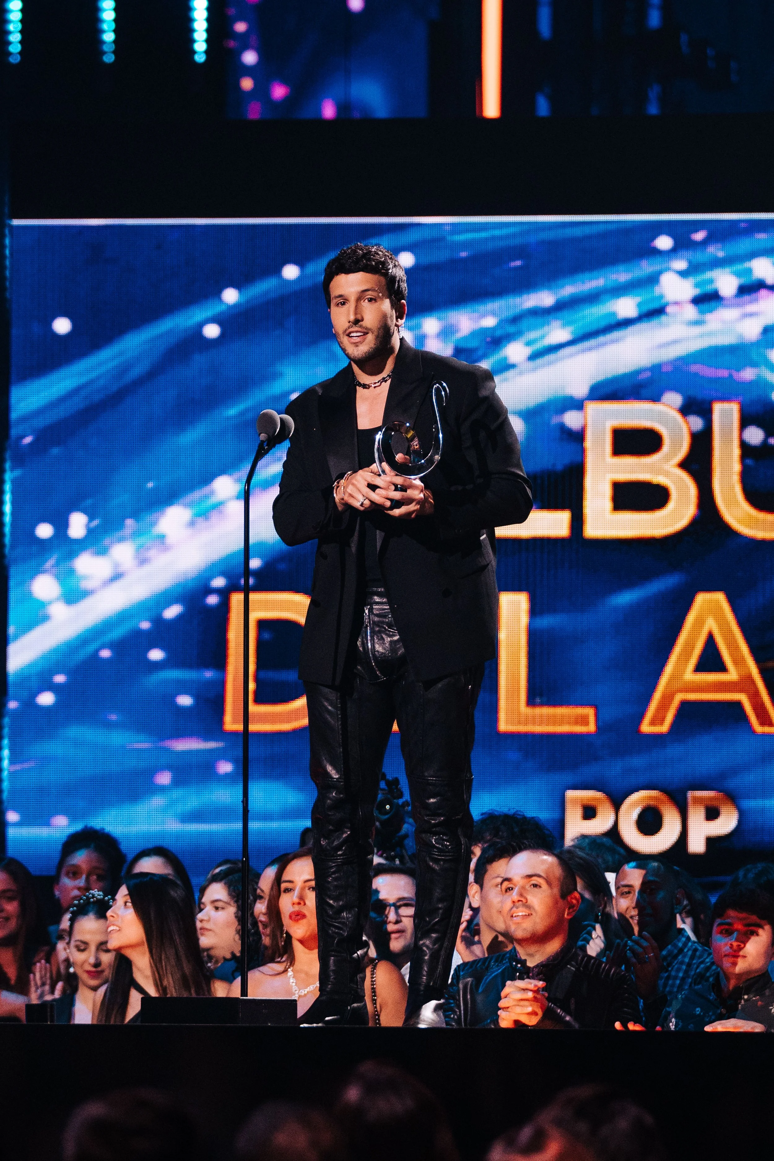 0223PremioLoNuestro-178-SebastianYatra.jpg