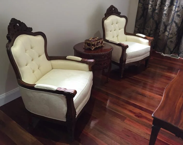 CHAIR-LCHR105